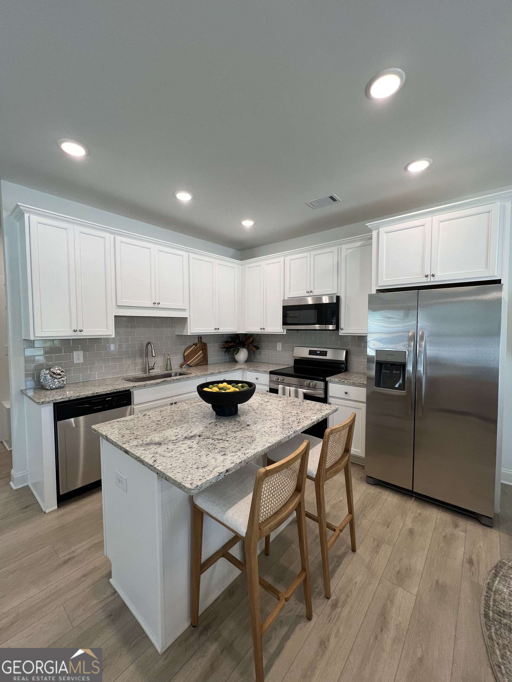 Athens, GA 30606,165 MILL CENTER BLVD #104
