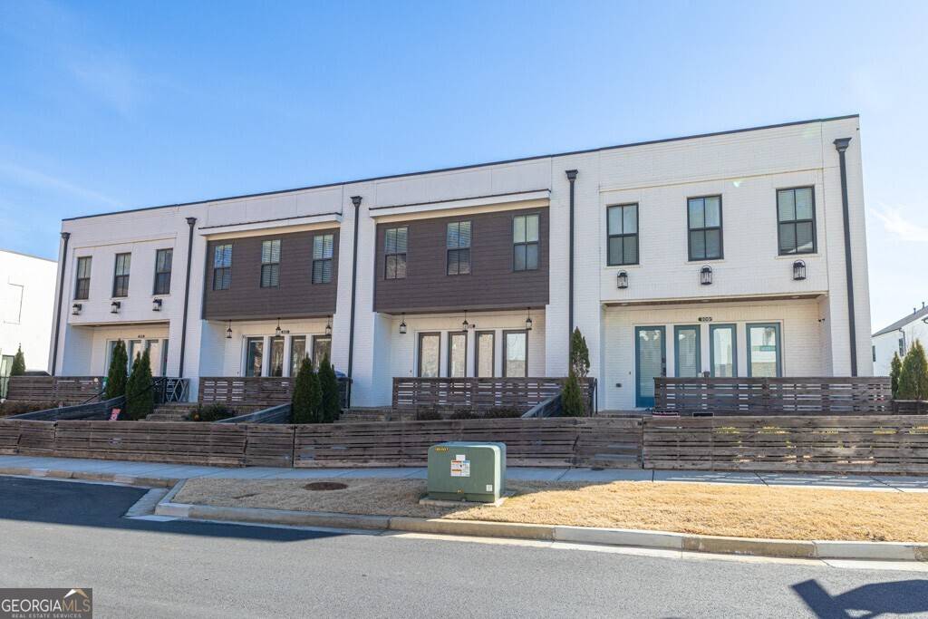 Suwanee, GA 30024,896 Farmstead RD #162