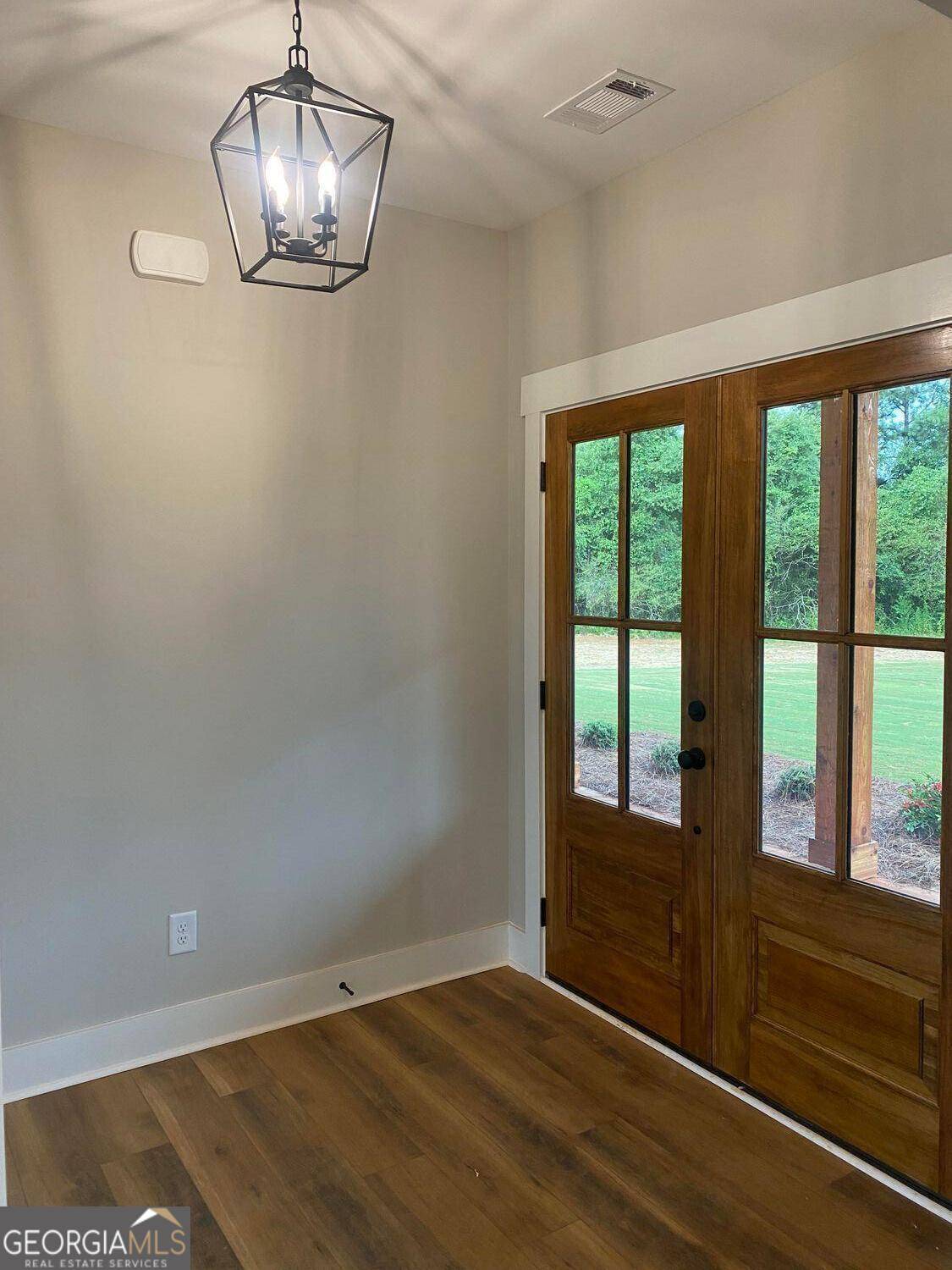 Forsyth, GA 31029,267 Boxankle RD