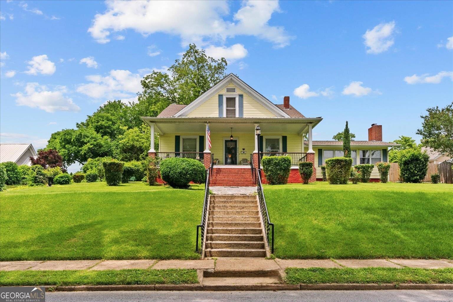 225 W Church ST, Cartersville, GA 30120