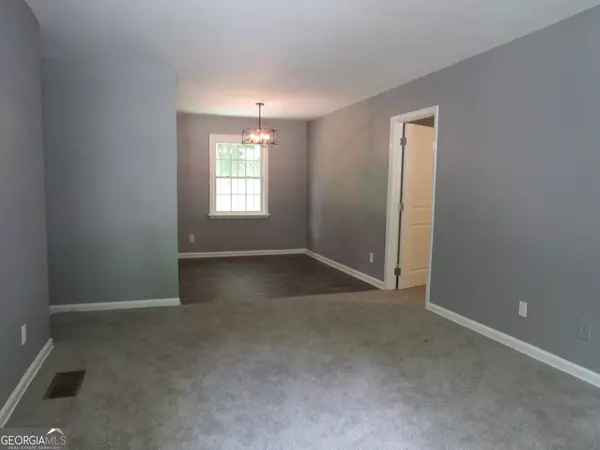 Atlanta, GA 30354,3086 Lone Oak AVE SW