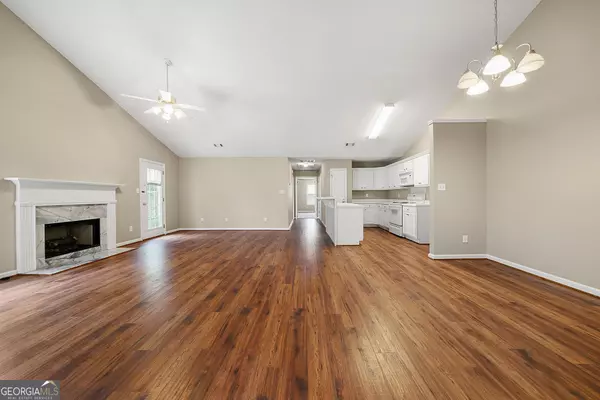 Newnan, GA 30265,90 Courtyard LN
