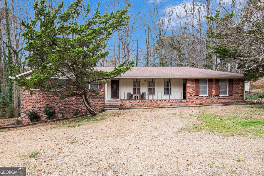 5843 Foxfield TRL, Rex, GA 30273