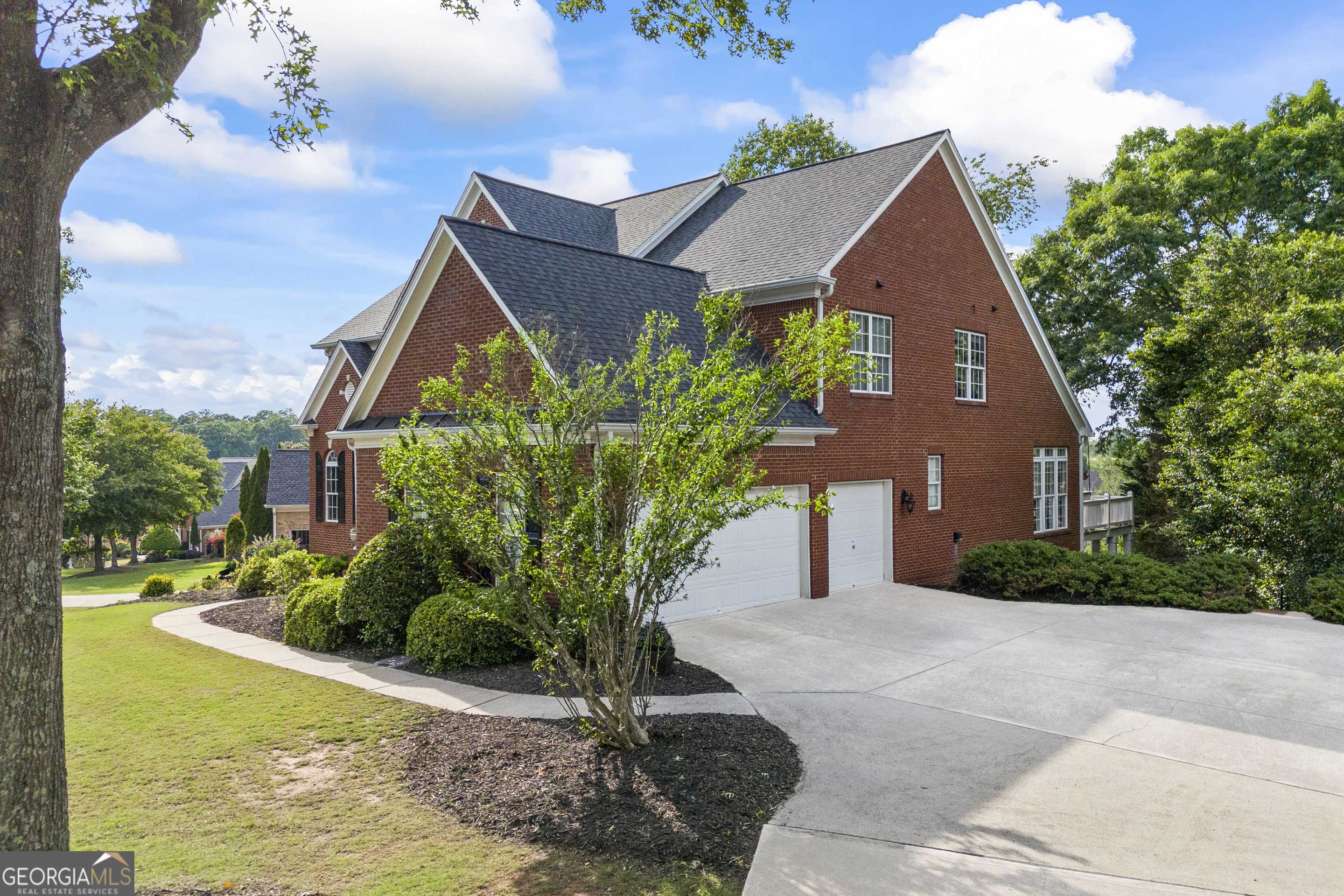 Suwanee, GA 30024,5260 Harbury LN