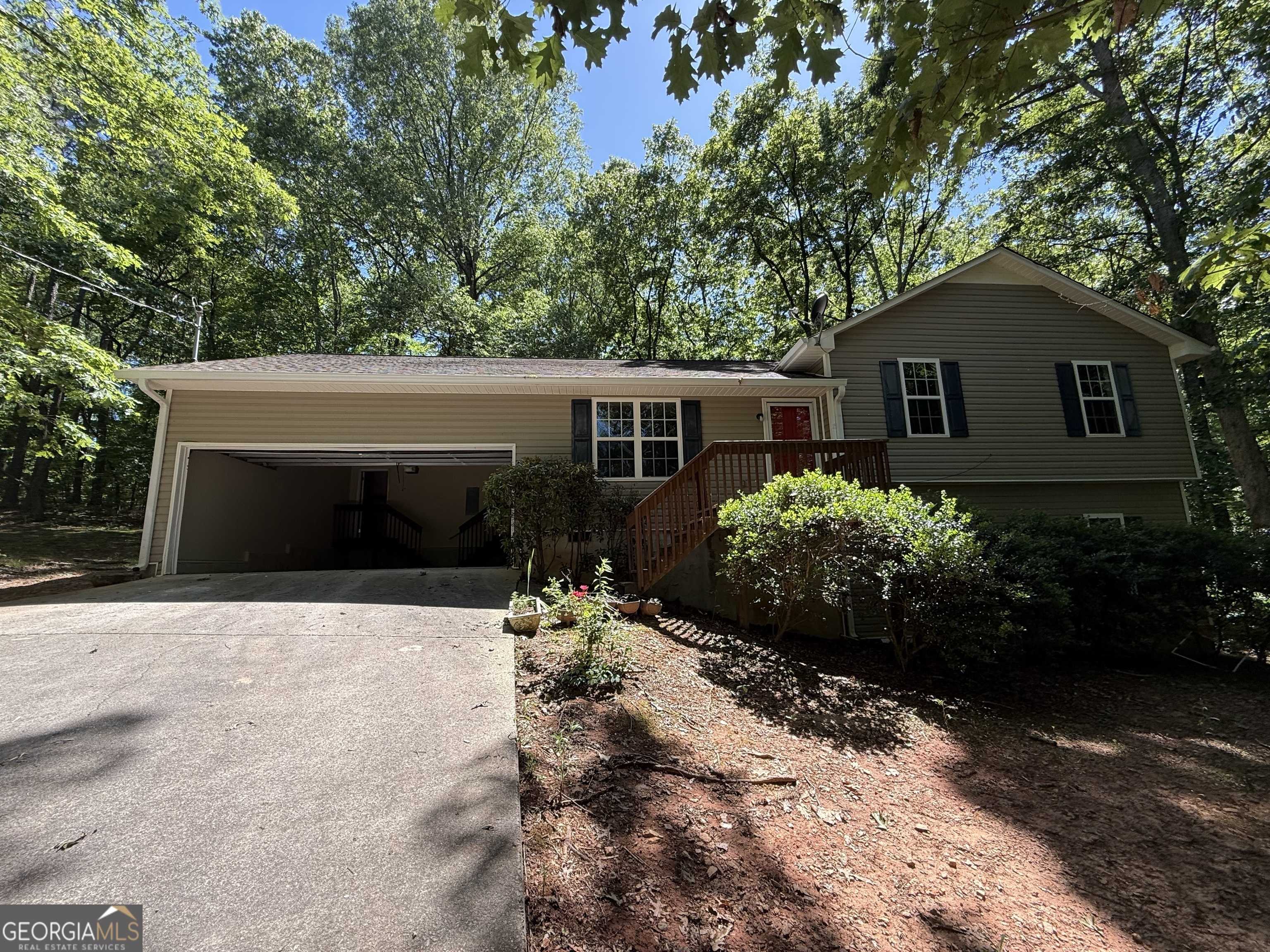 Whitesburg, GA 30185,261 Sally Duke DR