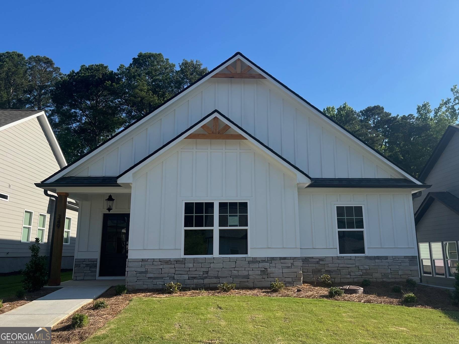 349 Creek Wood Park DR, Ball Ground, GA 30107