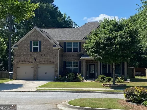 200 Birchwood DR, Loganville, GA 30052