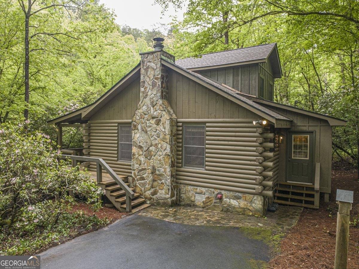 Mineral Bluff, GA 30559,240 Donna Lee Lane