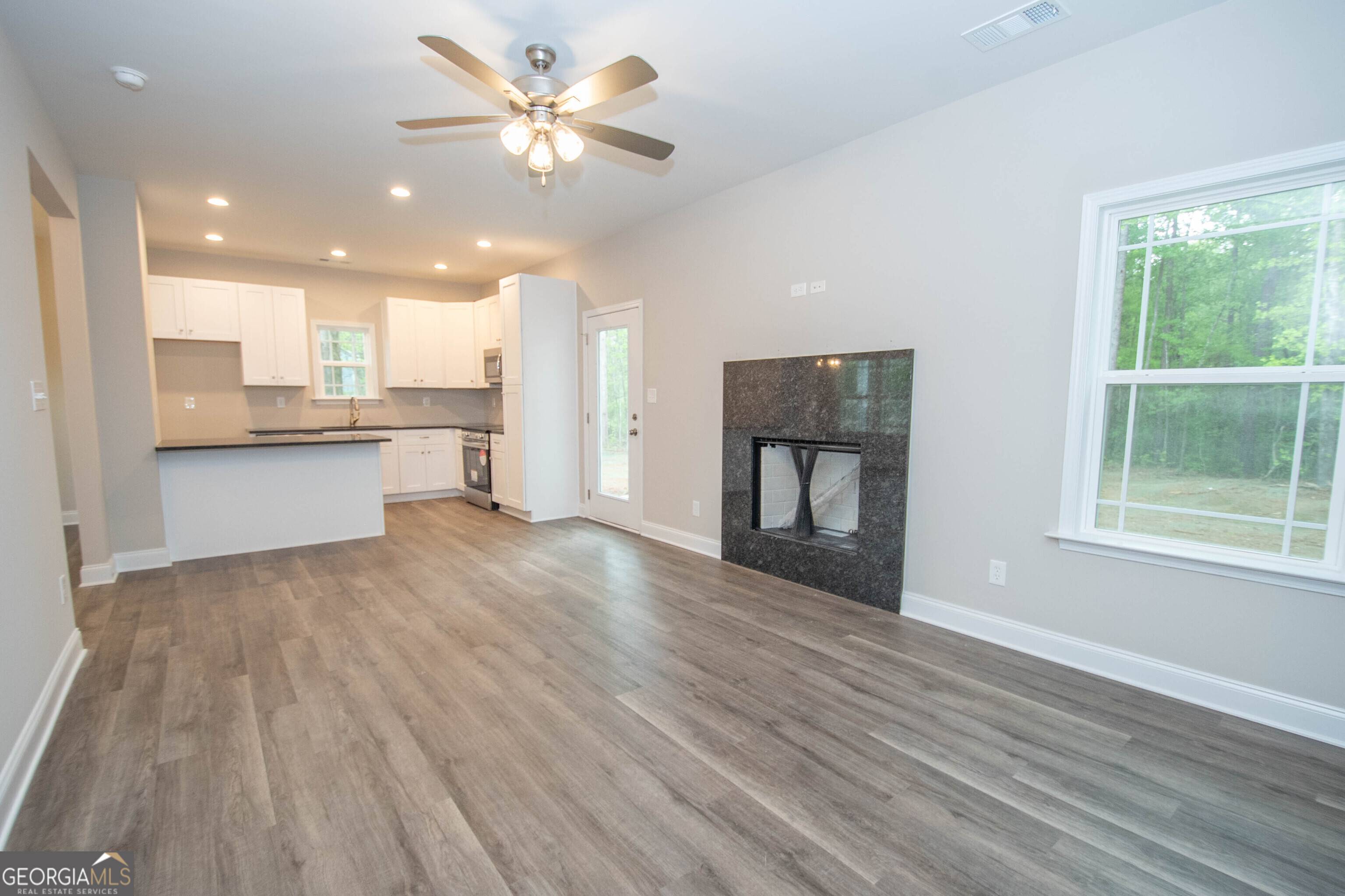 Barnesville, GA 30204,628 Grove Street