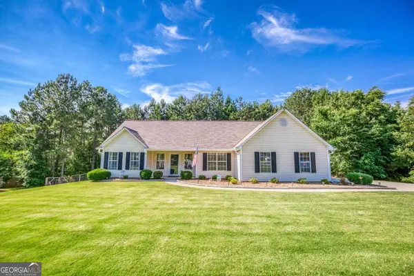 1015 Carriage WAY, Loganville, GA 30052