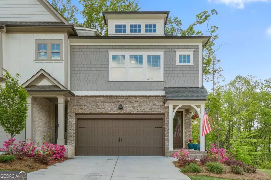 421 Retreat LN, Canton, GA 30114