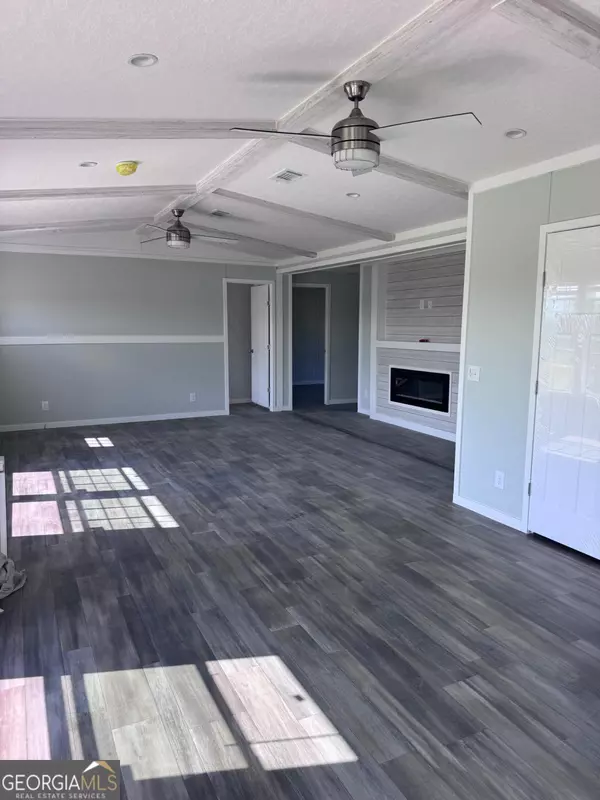 Hazlehurst, GA 31539,14 Longleaf RD