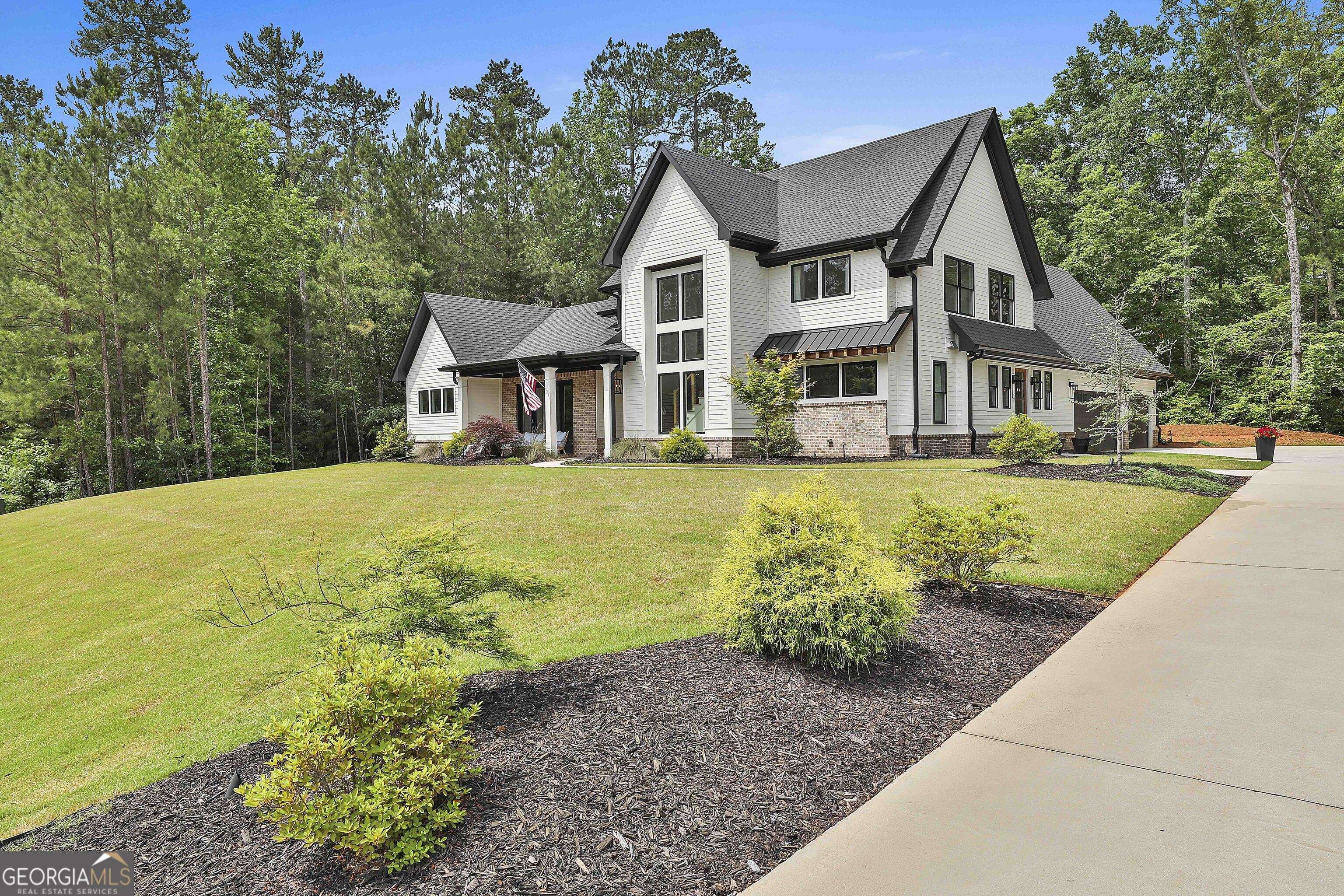 Forsyth, GA 31029,512 River Forest DR