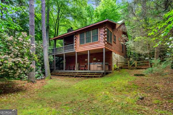 95 Riverbend CT, Ellijay, GA 30540