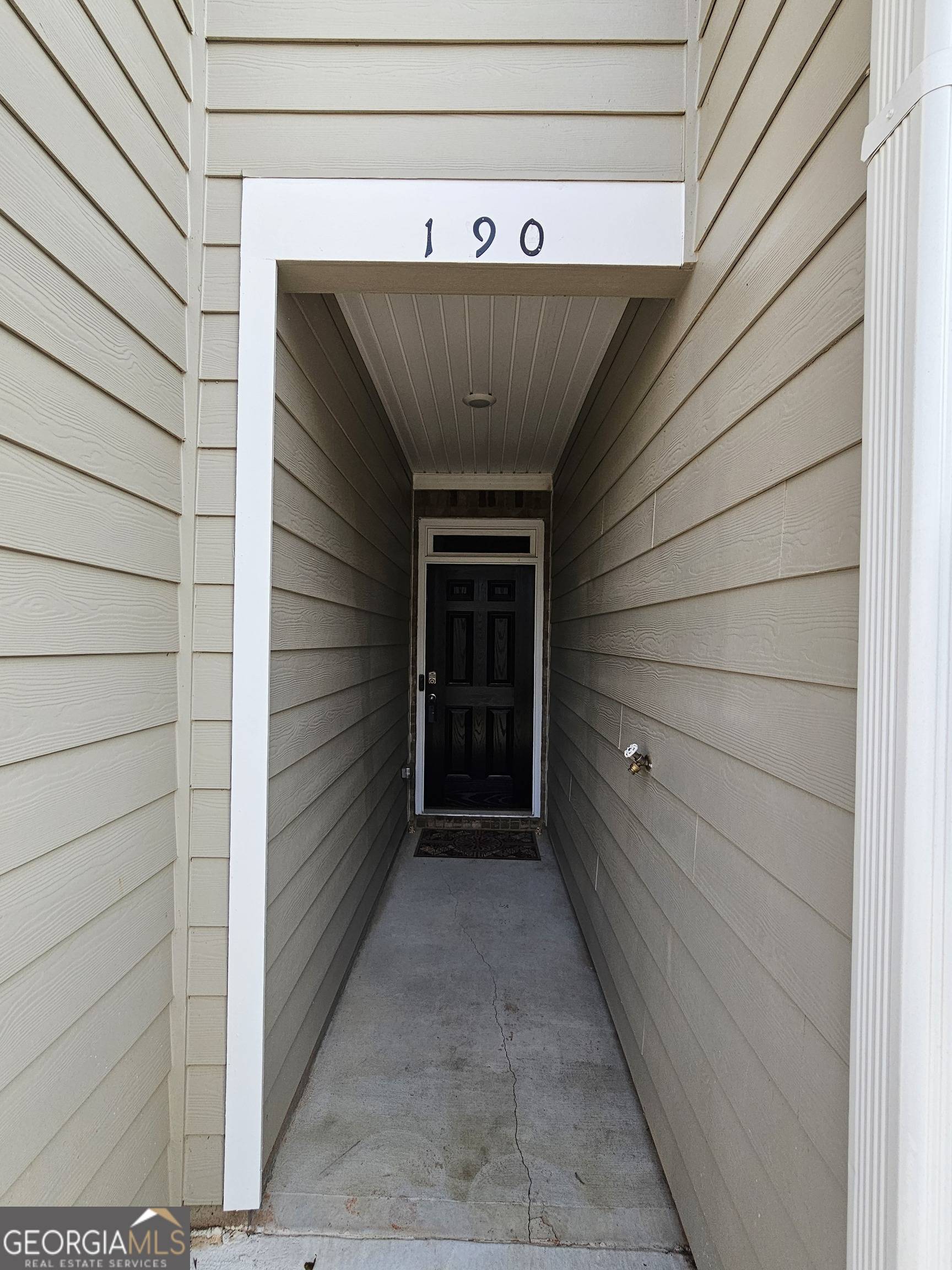 Mcdonough, GA 30253,190 Hampton CIR