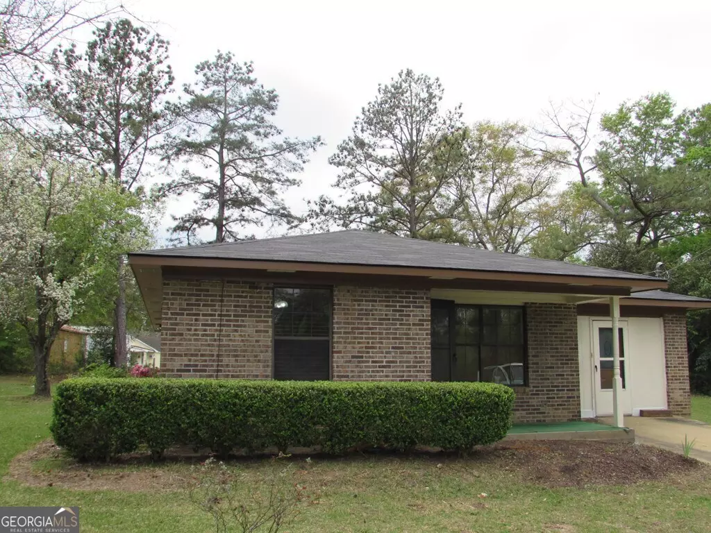 Blakely, GA 39823,1827 Tarver DR