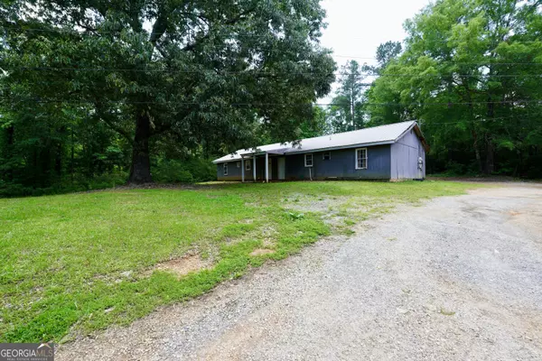 Flovilla, GA 30216,119 Mack CIR