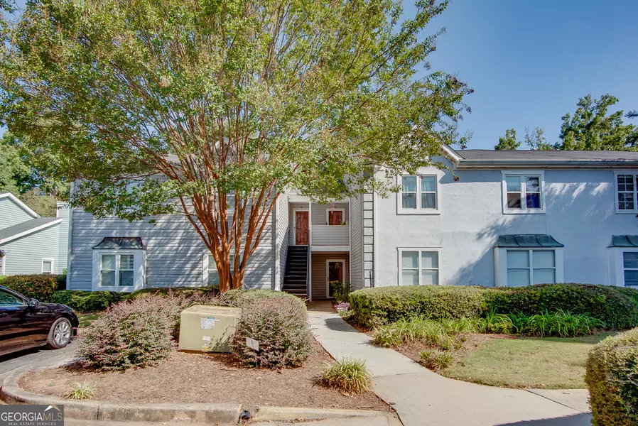 72 Sutton PL, Avondale Estates, GA 30002