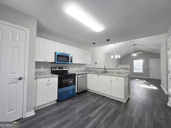 Covington, GA 30016,3075 Lakeside CIR