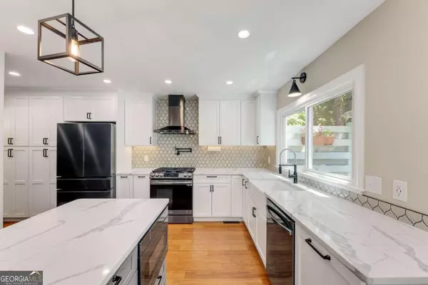 Atlanta, GA 30318,2356 Defoors Ferry RD NW
