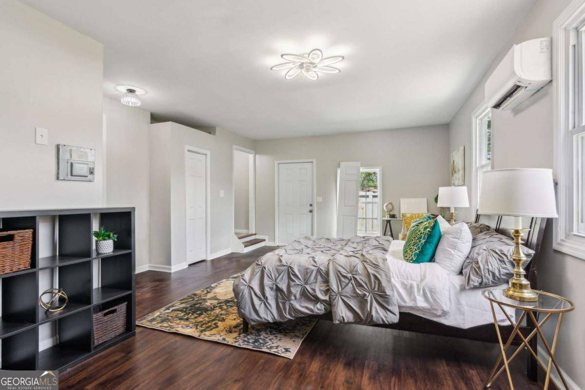 Conyers, GA 30094,2284 briarwood CIR