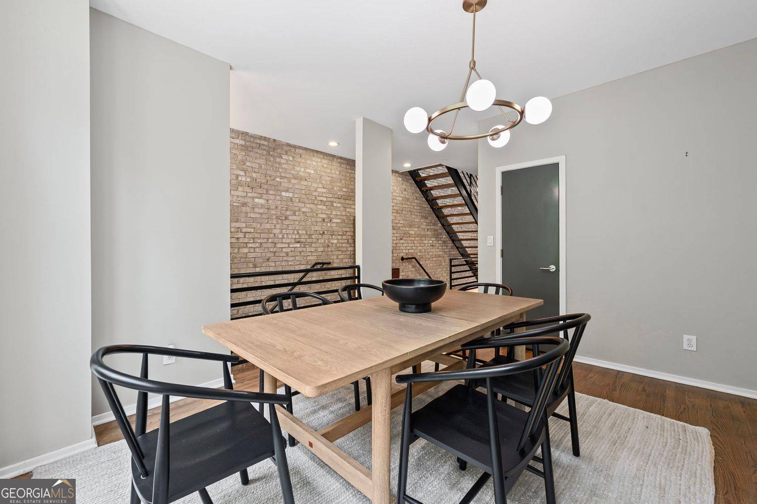 Atlanta, GA 30319,1308 NE Fernwood CIR NE