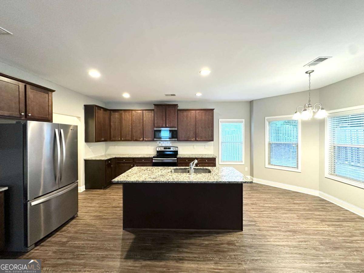 Dallas, GA 30132,364 Dublin WAY
