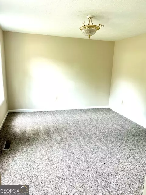 Dublin, GA 31021,211 Palisade DR