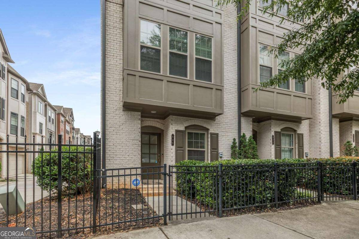 Atlanta, GA 30324,635 Broadview PL NE