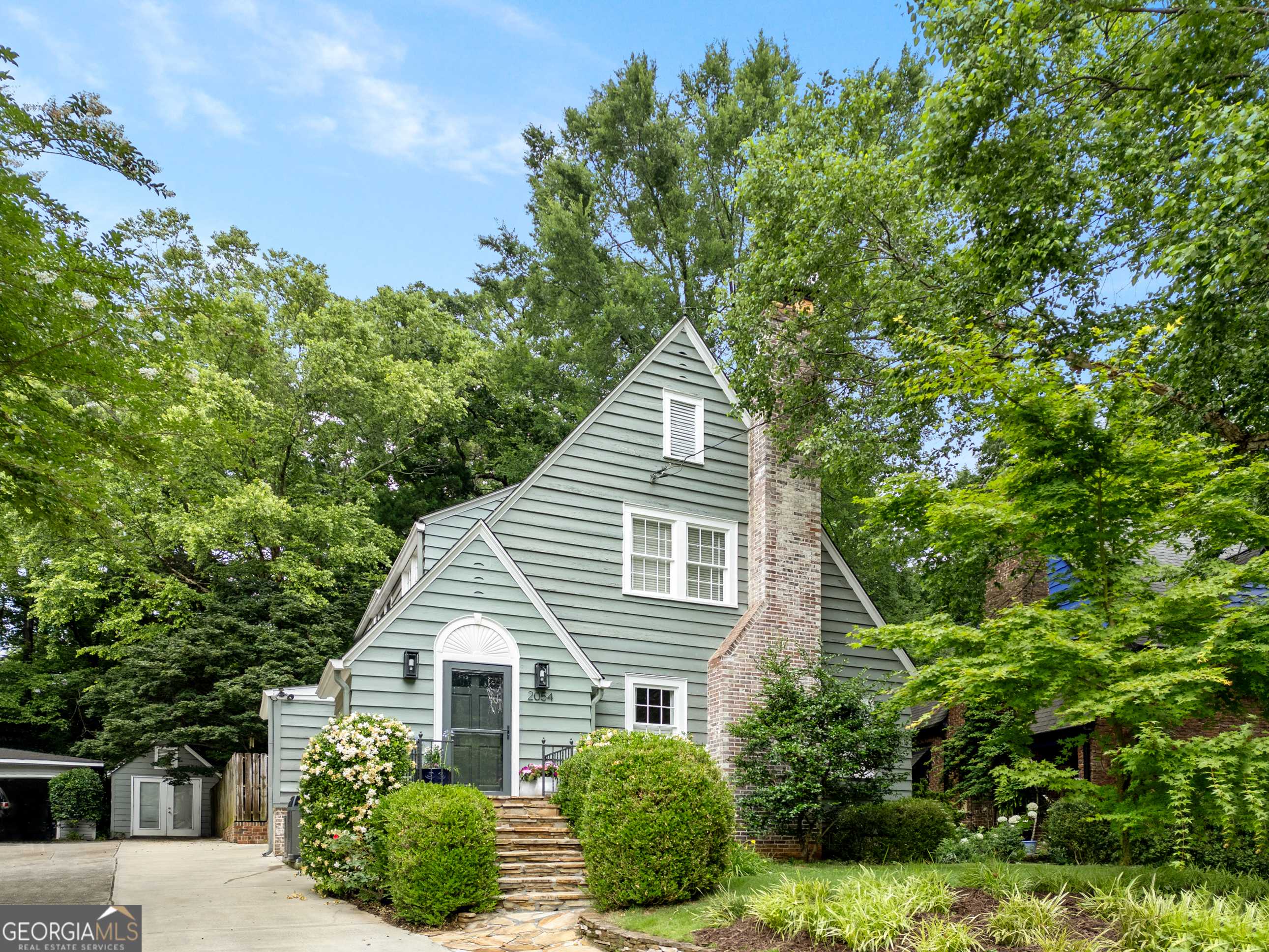 2054 PALIFOX DR NE, Atlanta, GA 30307