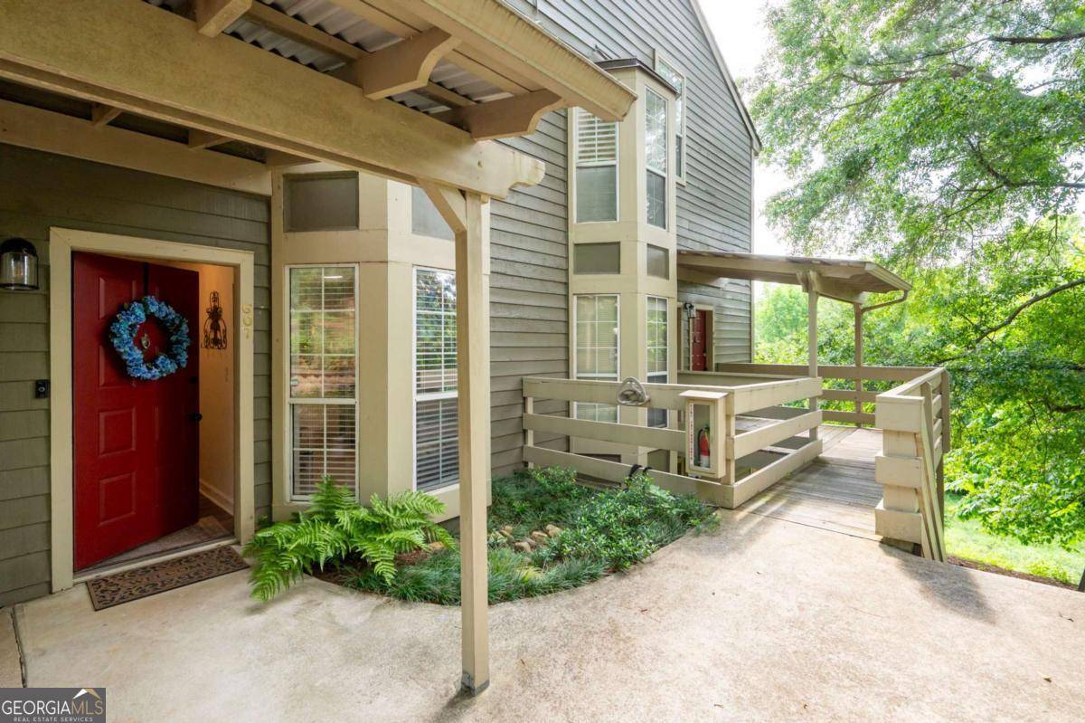 Marietta, GA 30067,607 Riverview DR SE #607
