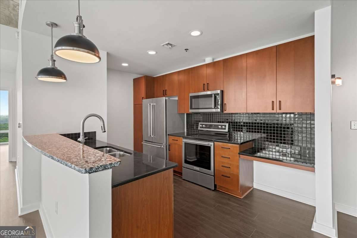 Atlanta, GA 30309,943 Peachtree ST NE #1518