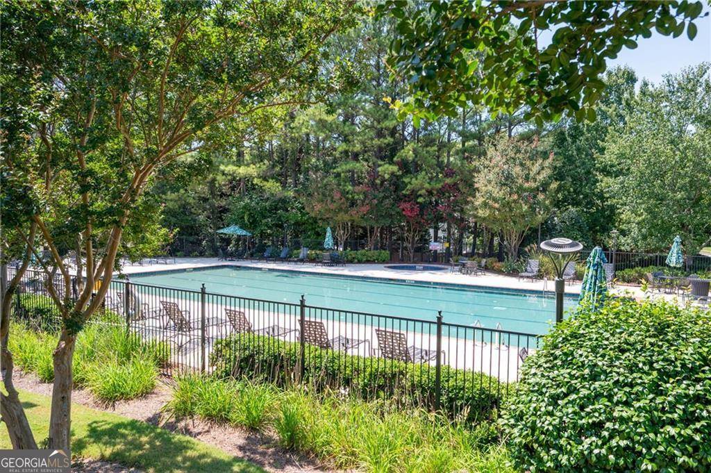 4003 MAPLE RIDGE LN NW, Acworth, GA 30101