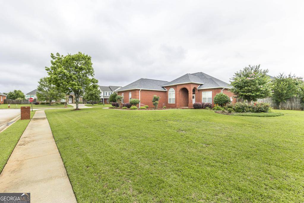 Warner Robins, GA 31088,201 Loudon Hill DR