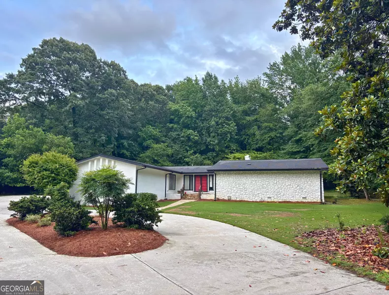 6 Olevia ST, Winder, GA 30680