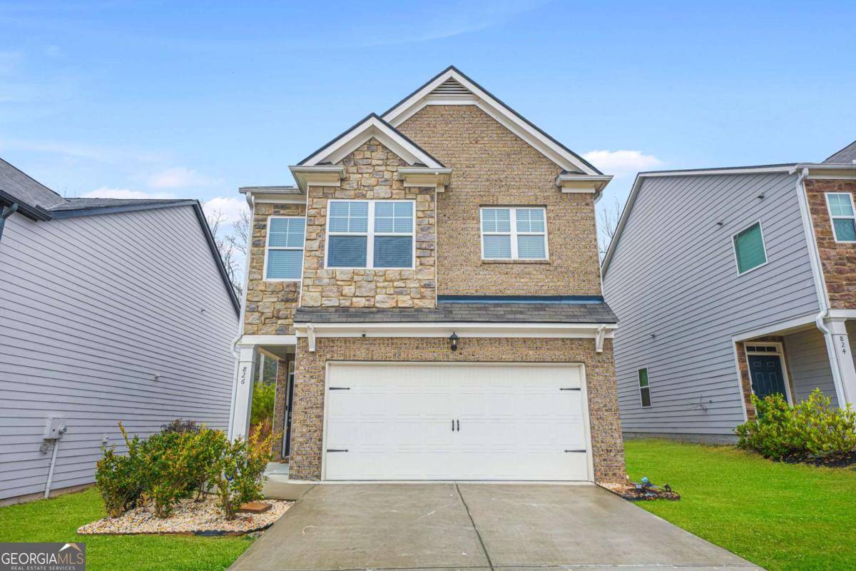 826 Bentley DR, Fairburn, GA 30213