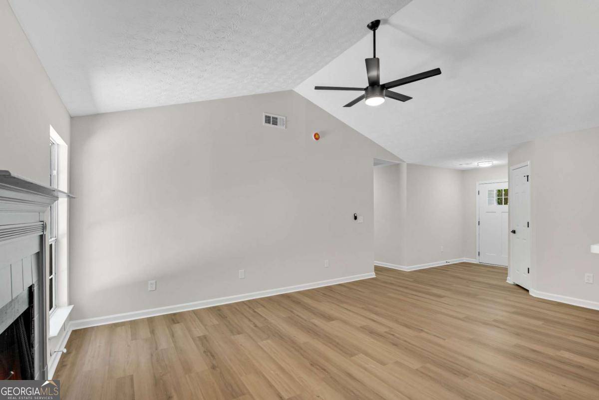 Snellville, GA 30039,8592 Hidden Creek CIR