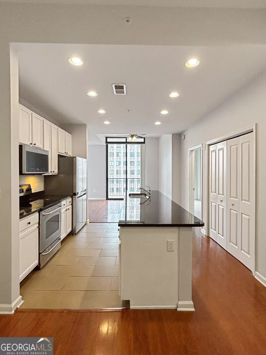 Atlanta, GA 30305,3040 Peachtree RD #1501