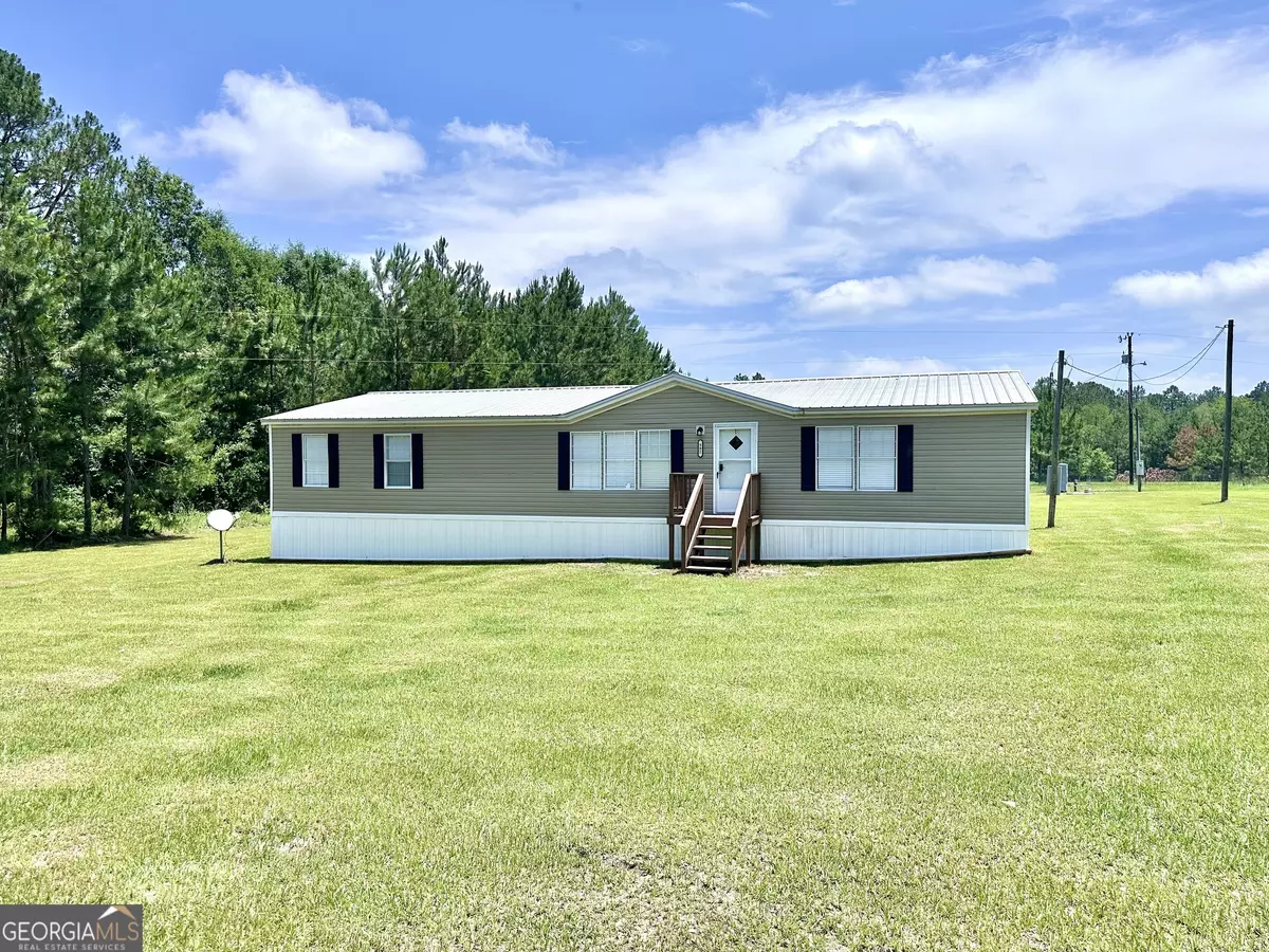 Claxton, GA 30417,802 Alberta & Willie Robinson