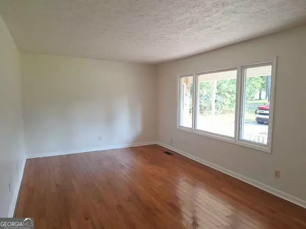 Hull, GA 30646,1261 Glenn Carrie RD