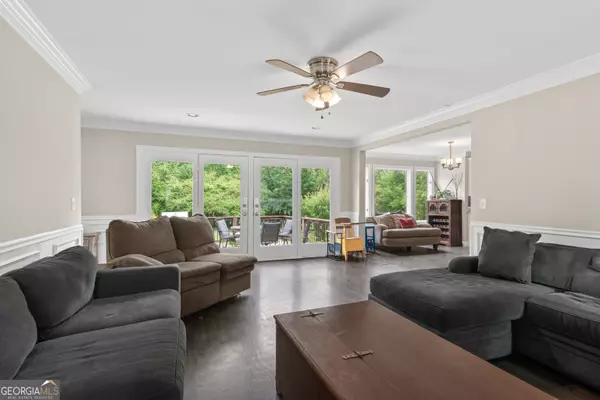 Roswell, GA 30075,1645 Oakfield LN