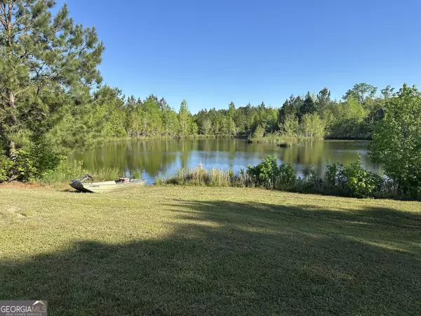 Sylvania, GA 30467,208 Oak Grove LN