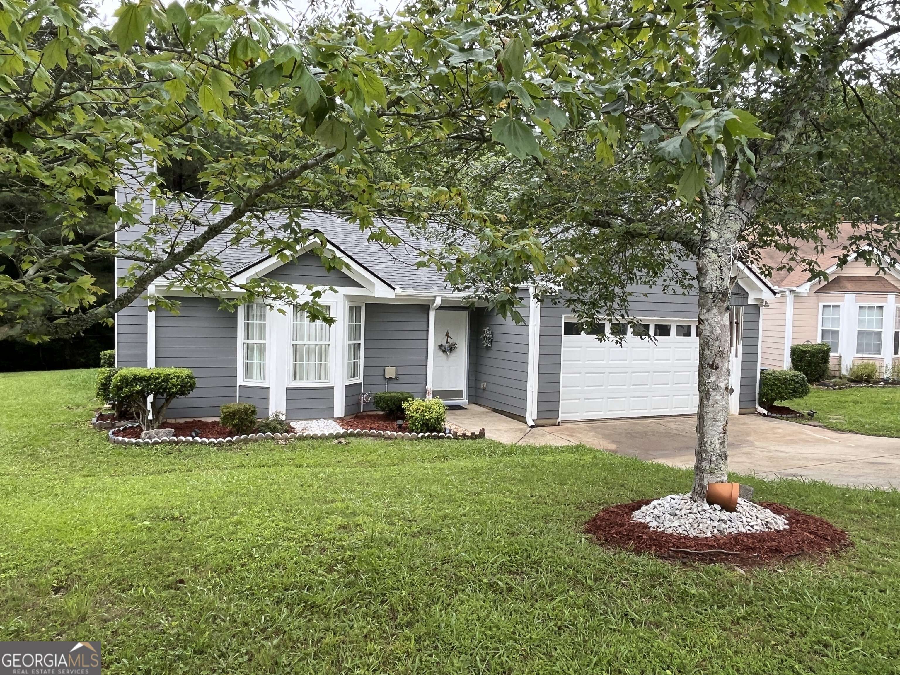 2529 Feathertree LN, Lawrenceville, GA 30044