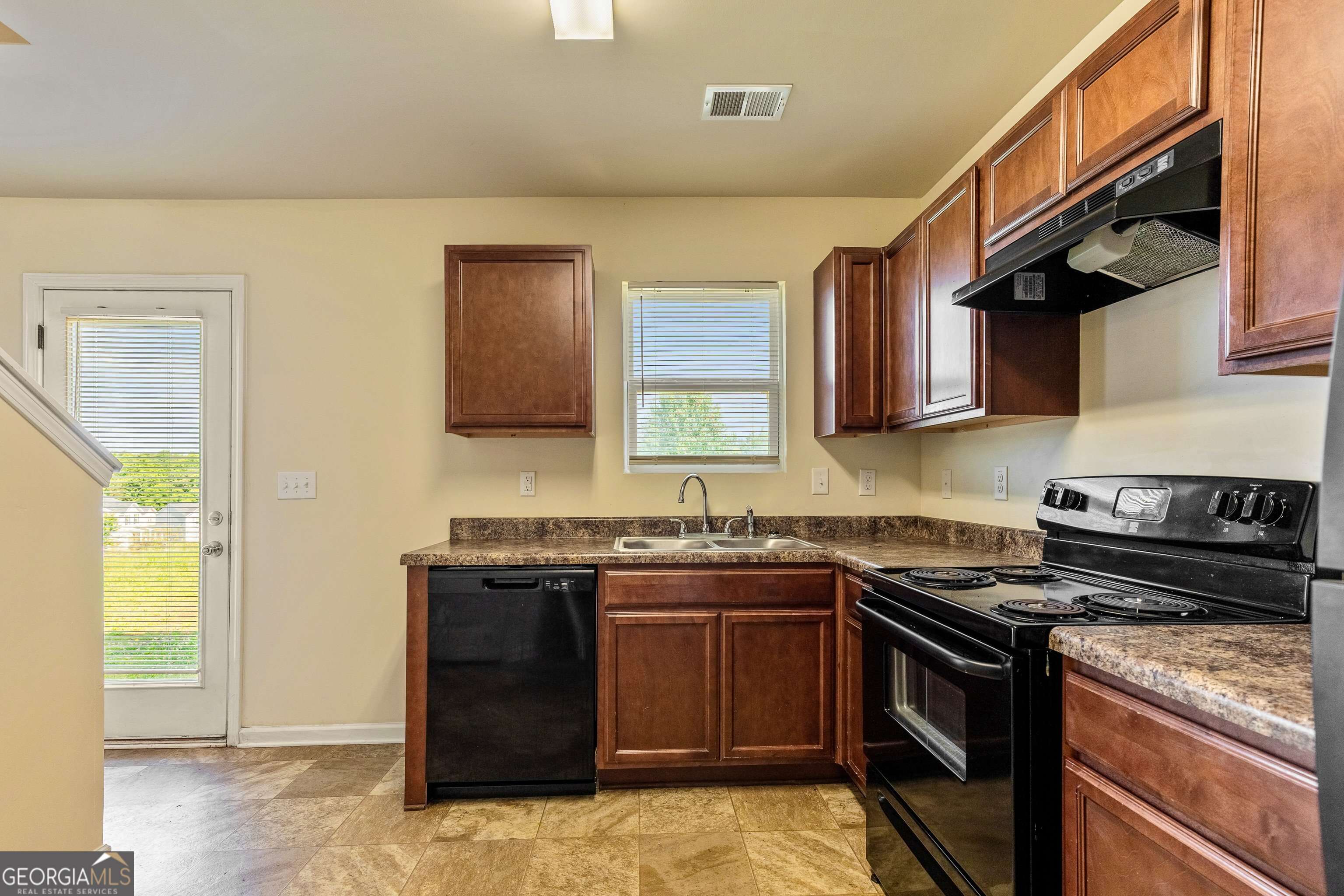 Griffin, GA 30224,1725 Mary AVE