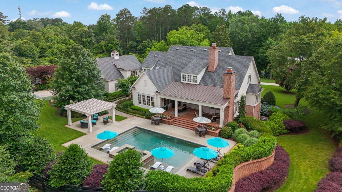 710 Cox RD, Roswell, GA 30075