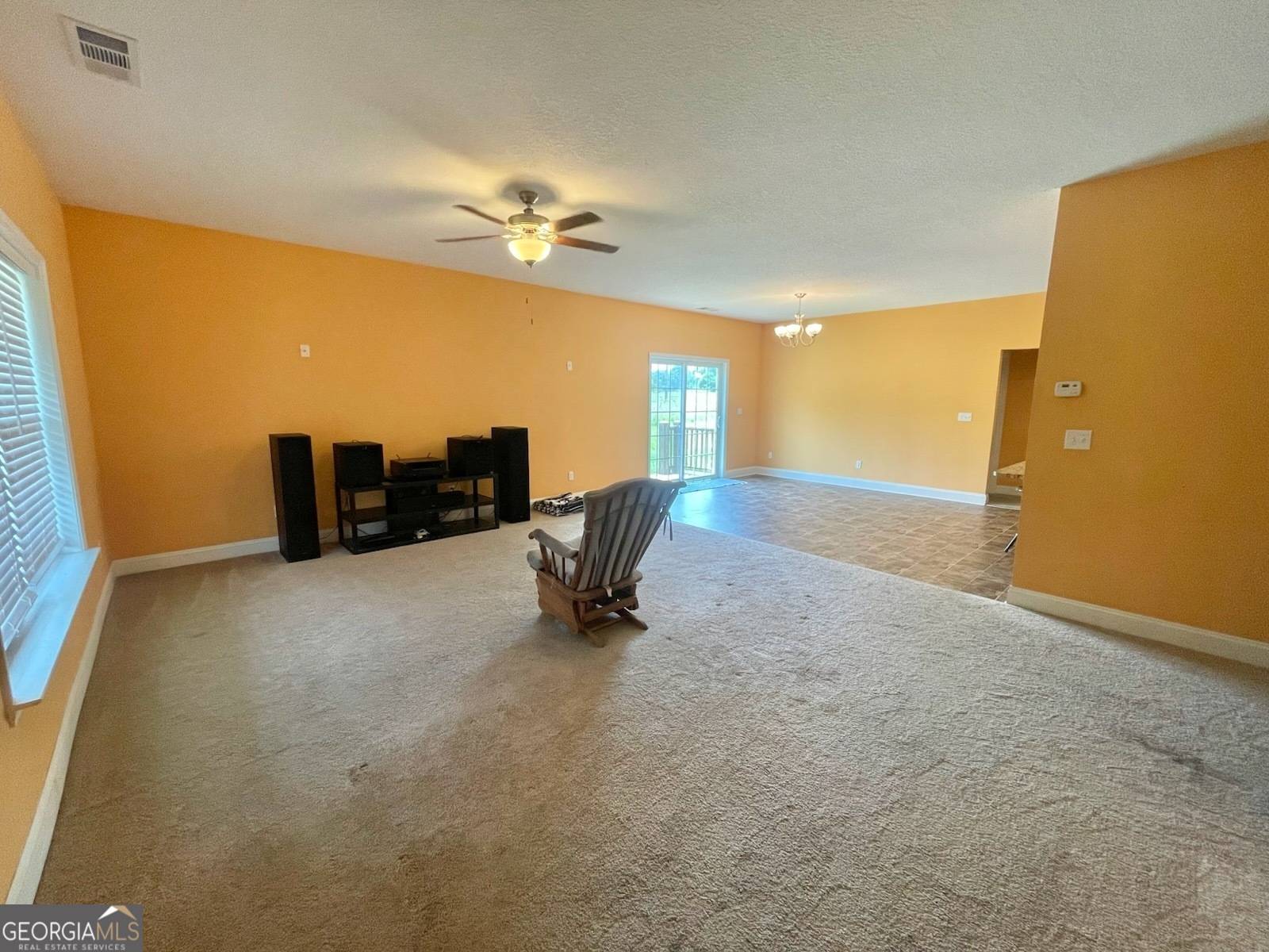 Toccoa, GA 30577,83 Henry Williams RD