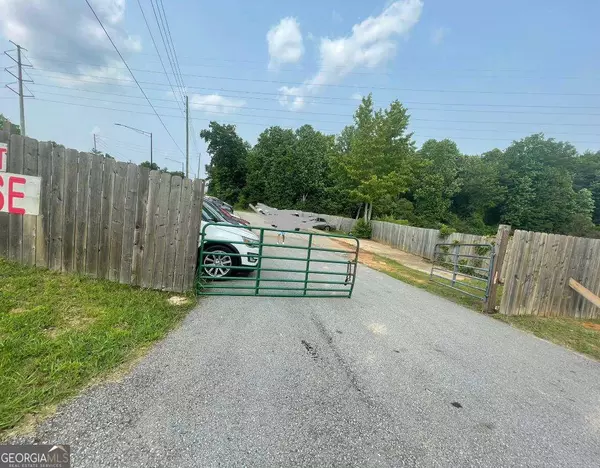 Buford, GA 30518,879 GAINESVILLE HWY