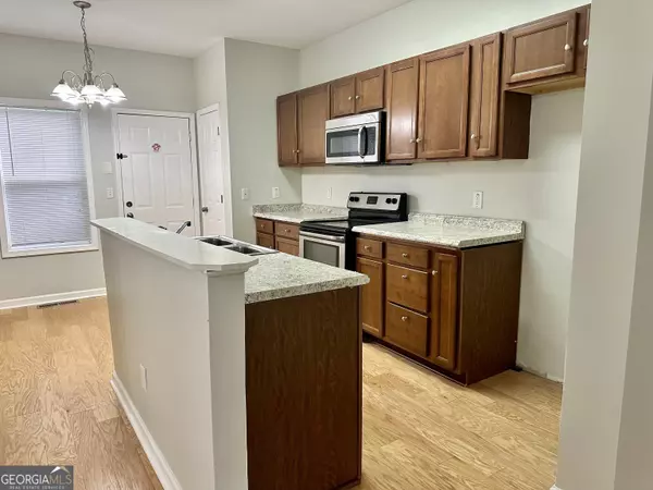 East Point, GA 30344,2650 Batavia ST