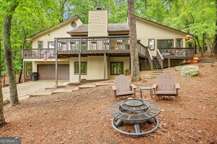 214 White Antelope ST, Waleska, GA 30183