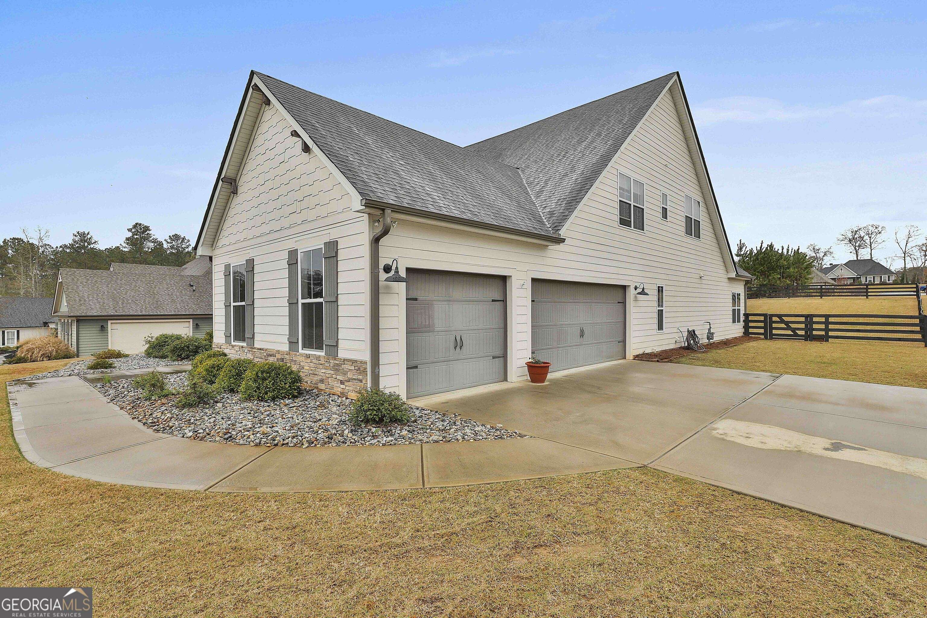 Newnan, GA 30263,153 N Cove DR